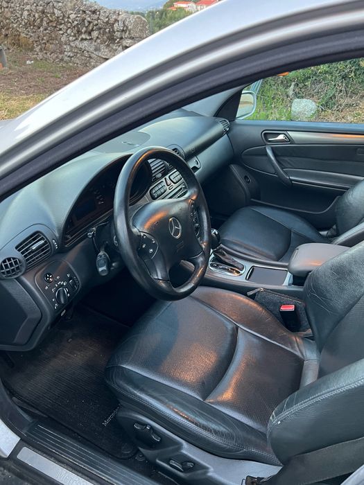 Carrinha Mercedes-Benz C200 CDI