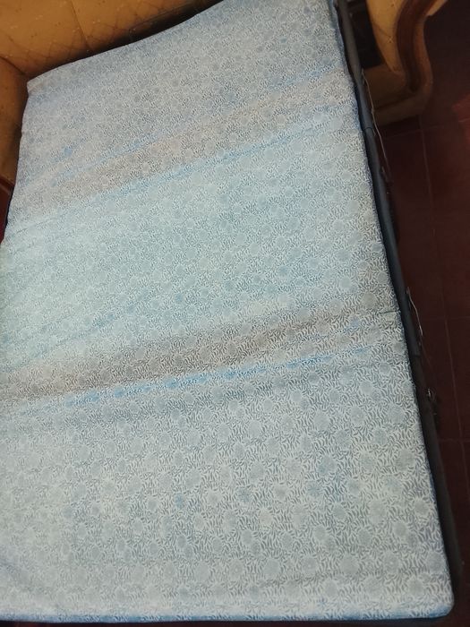 Conjunto de 3 sofá ,2 sofás pequenos,1 sofá grande de 3 lugares com cama