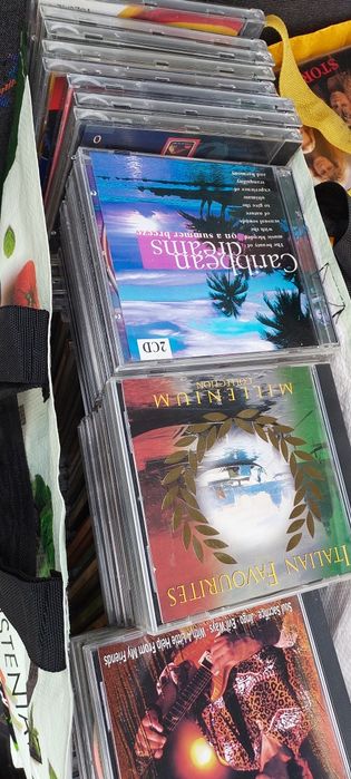 Vendo colecção de cds Pop Rock da Planeta Agostini
