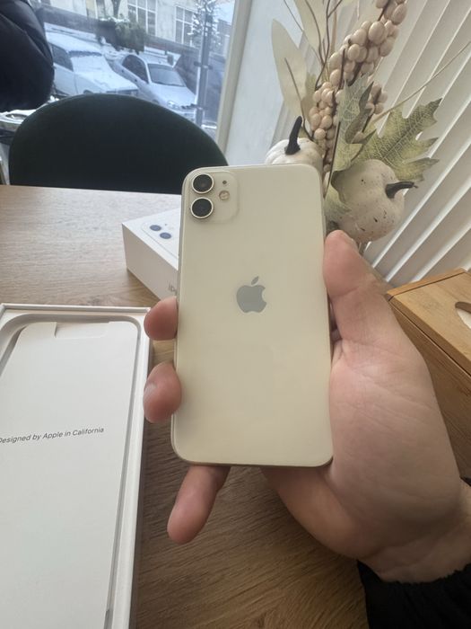 Айфон 11 128gb білий