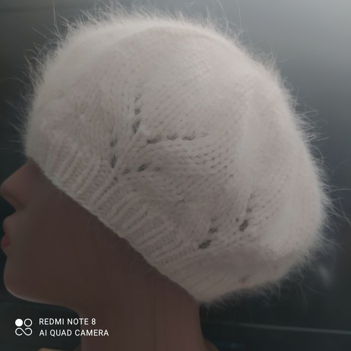 Розпродаж!!! Берет із пуха норки білий