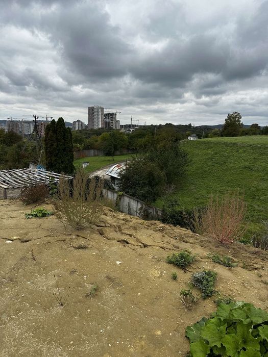 Продається земельна ділянка у місті Львові (Галицьке Перехрестя)