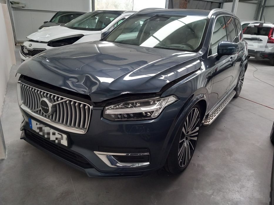 Volvo XC90 T8 hybrid plug in 2022