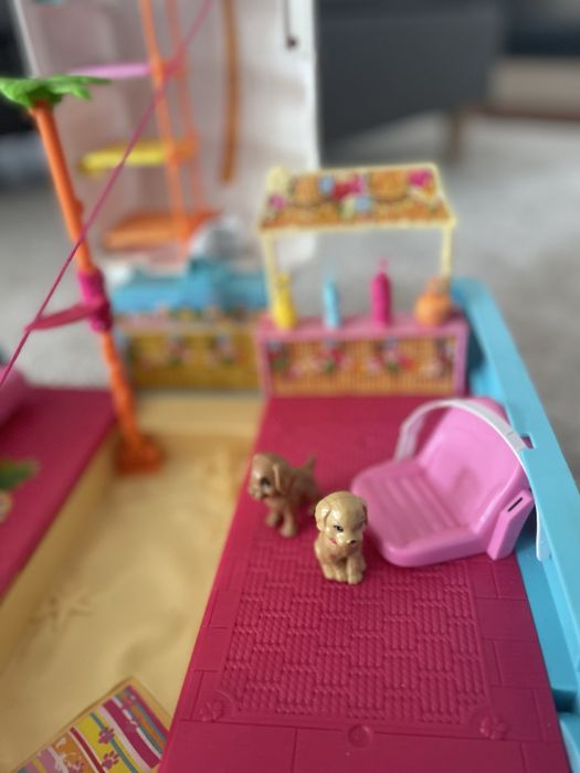 Barbie Puppy Mobile SUV Playset,