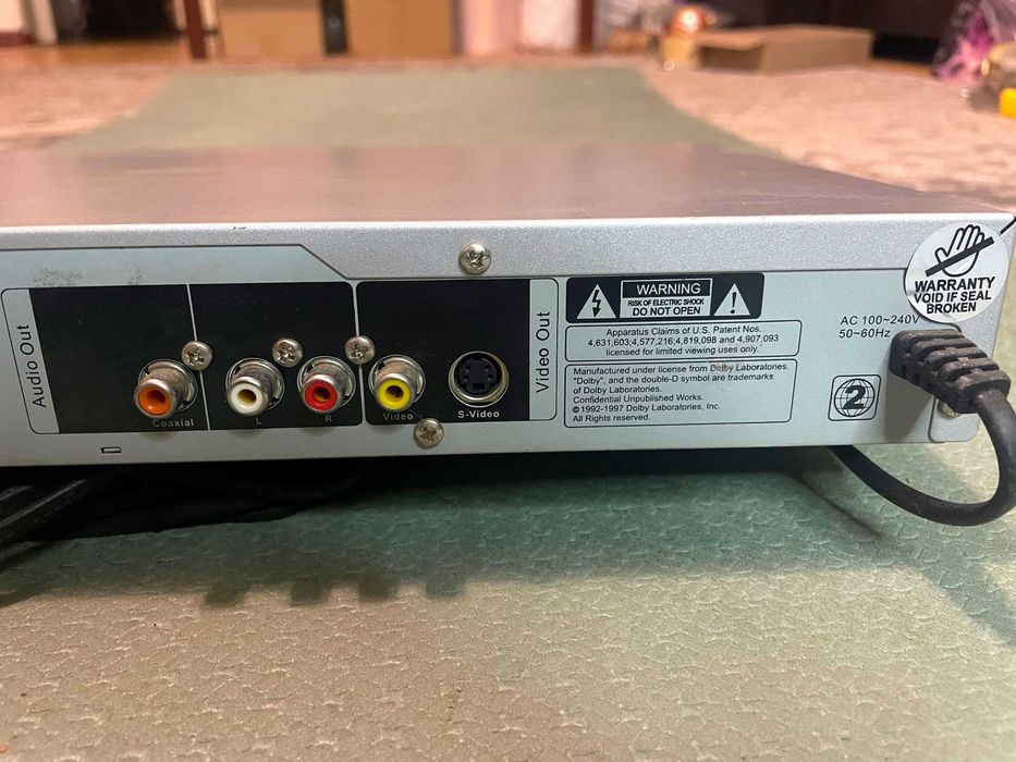 Вінтажний DVD-програвач Mustek V56SM-2N