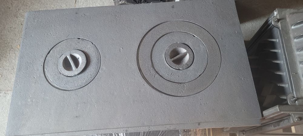 Плита чугунная одно и двухкомфорочная,дверцы ,колосники, духовка