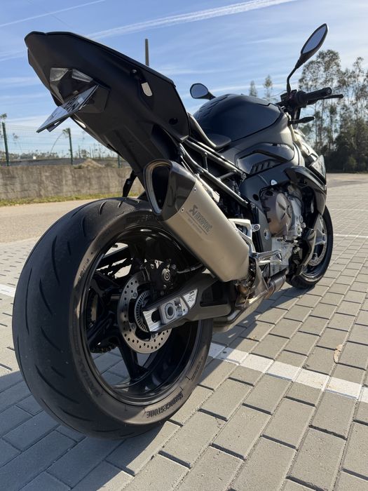 BMW S1000R como nova