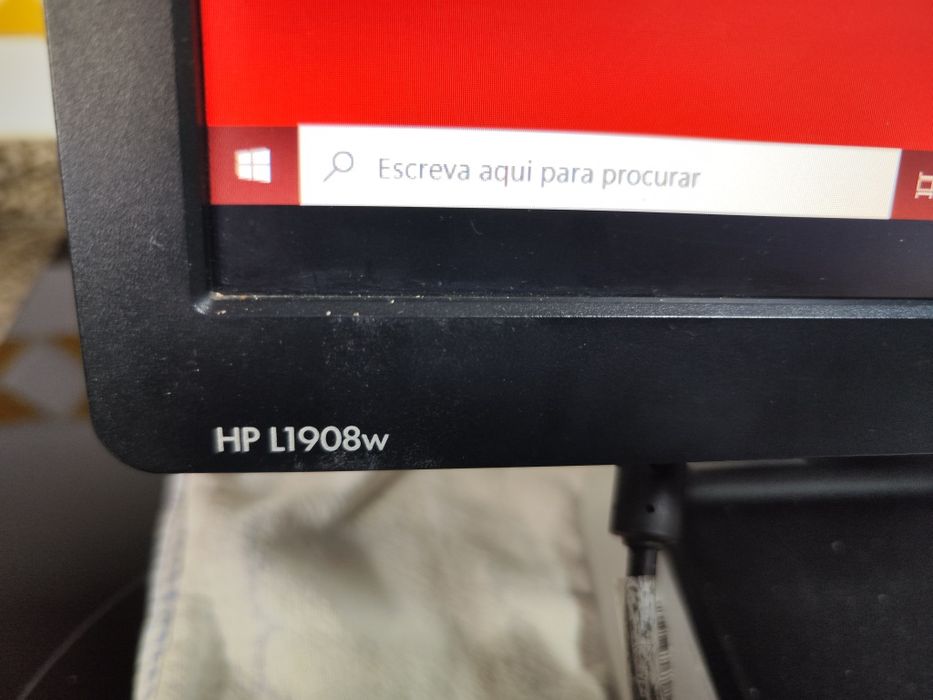 Monitor HP L1908W