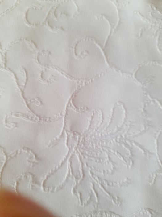 Duzy , nowu śnieżnobiały obrus 165 x 330 cm