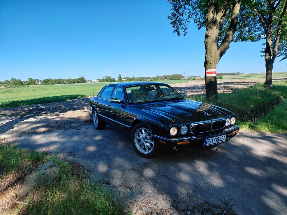 Jaguar XJ Orginalny przebieg,Lakier.
