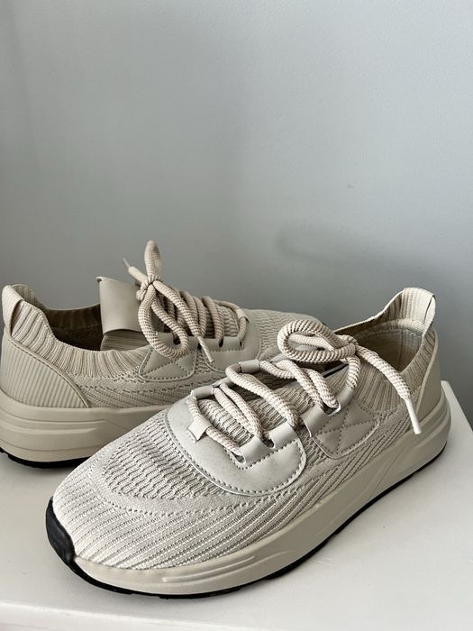 Buty 41 Reserved