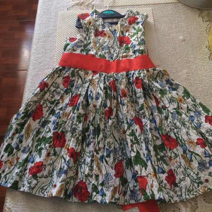 Продам красивое платье