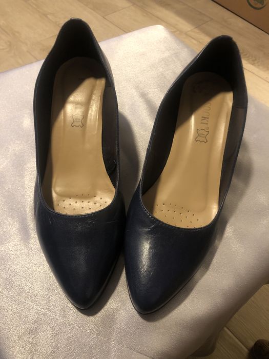 Buty damskie odcień ciemny niebieski, lasocki