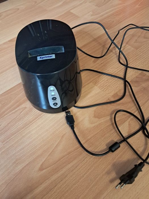 Принтер чеків та етикеток Xprinter XP-237B