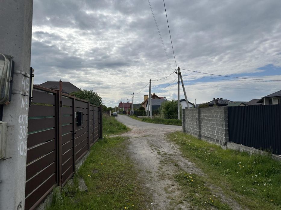 Продаж котеджу 140 м.кв. в Зубрі
