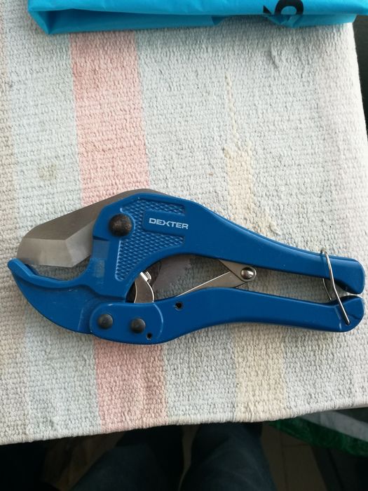 Cortador de tubos dexeter
