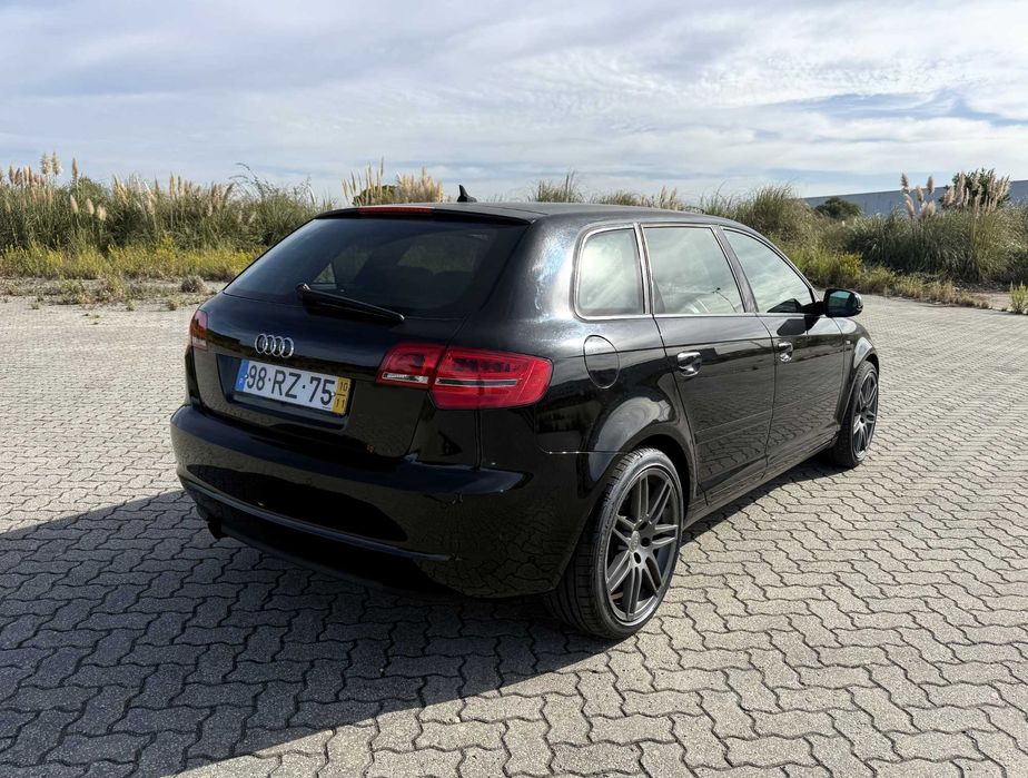 AUDI A3 SportBack 2.0 TDi SLine – 2010 — photo 3