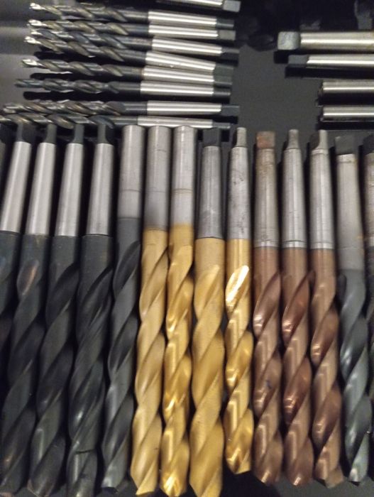 Brocas cônicas e retas  usadas em ótimo estado marca Guhring