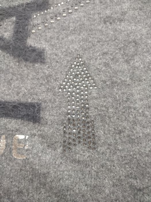 Sweter szary z aplikacją sprzedaż