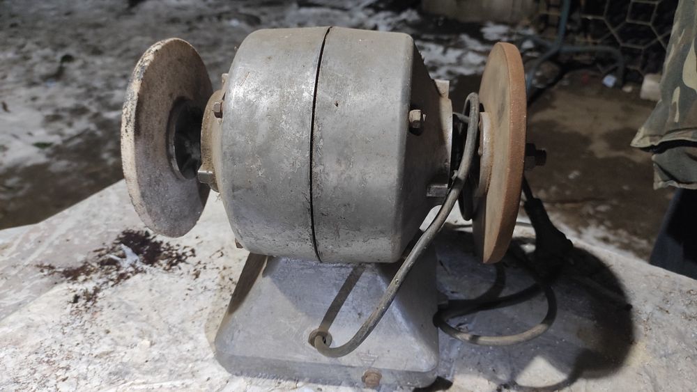 Продам электро наждак Эт-1 точило