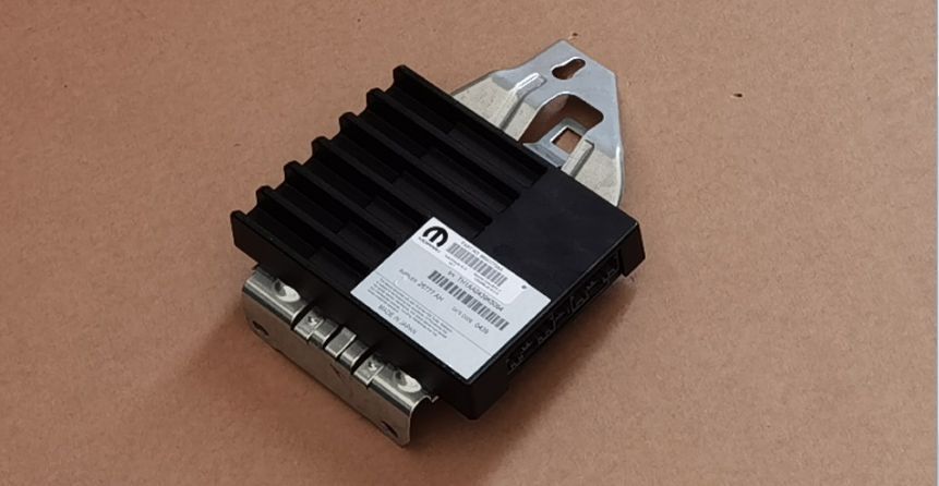 JEEP GRAND CHEROKEE LIFT WZMACNIACZ 68441773AA