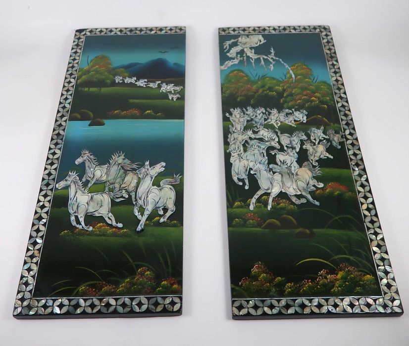 2 placas antigas da china com madrepérola - Cavalos
