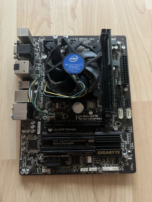 Plyta glowna lga1150