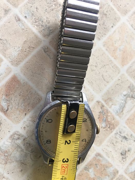 Продам дуже старий1938 - 43року швейцарській годинник