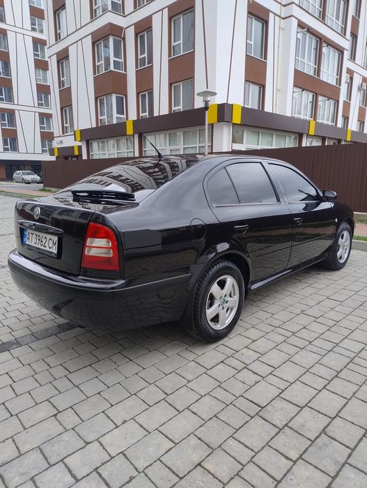 Skoda Octavia 1.9 TDI дизель чорна гарний стан