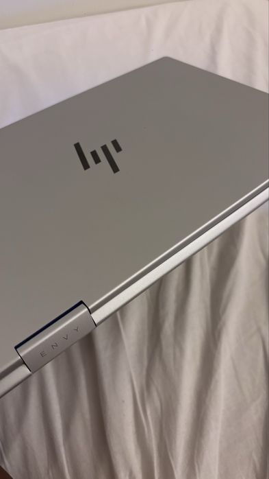 HP Envy x360 2-in-1 Laptop 14-es0xxx