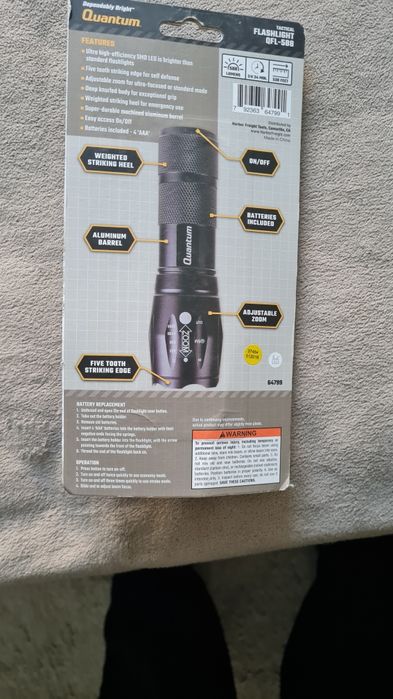 Ліхтарик ручний новий