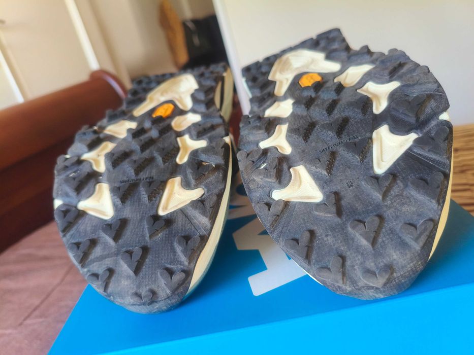 Hoka Speedgoat 7 (Tam. 42 2/3) – Como Novas c/ Fatura (18 km)