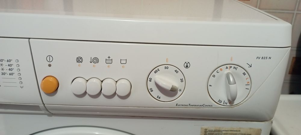 Пральна машина Zanussi