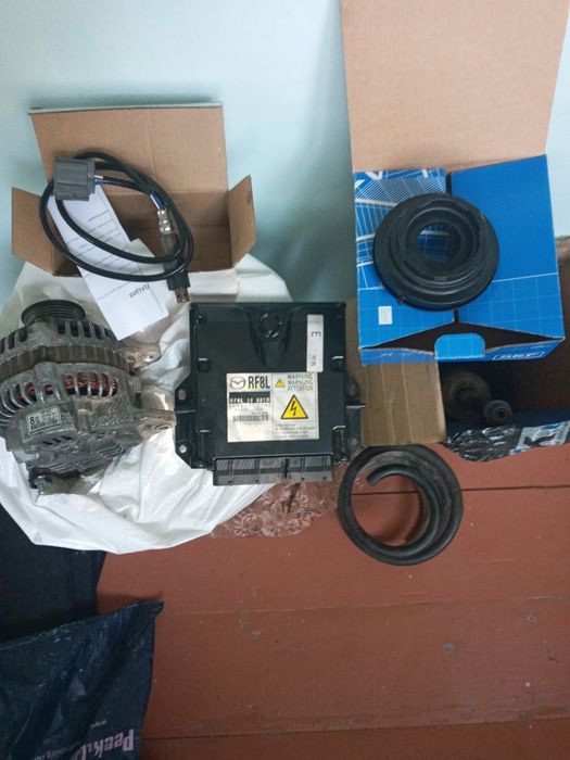 Ляба зонд(новий) до Mazda 5