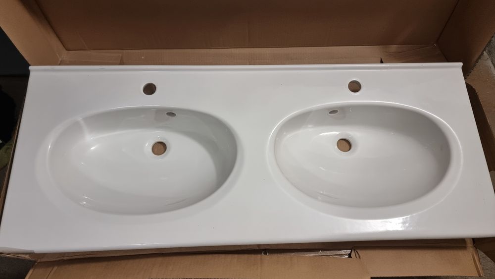 Podwójna Umywalka IFÖ 120cm – Skandynawska Jakość