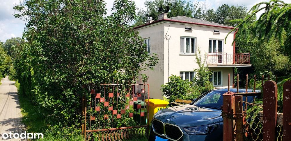 Nałęczów, dom przy parku uzdrowiskowym-świetna lokalizacja.