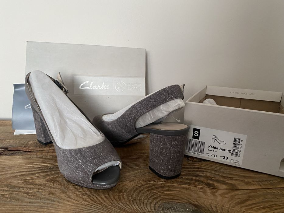 Buty Clarks Kelda Spring rozm. 39