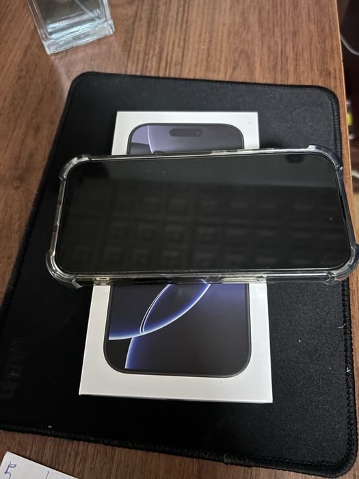 Iphone 16 pro  czarny 128gb