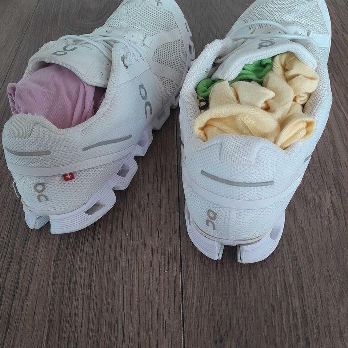 Buty  on cloud rozm.39