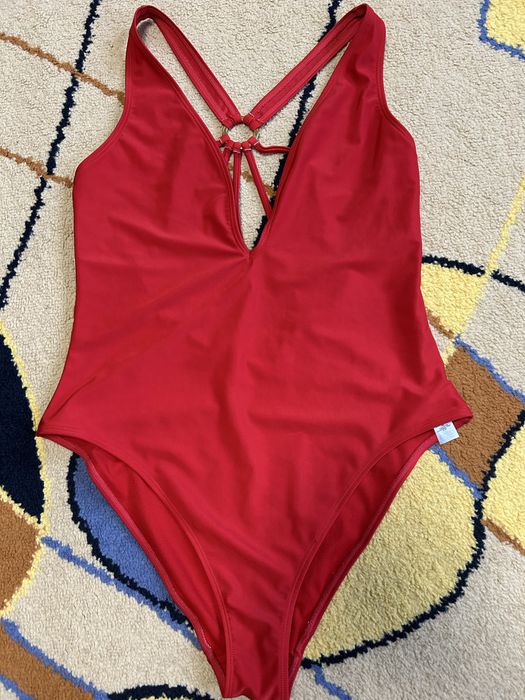 Продам купальник