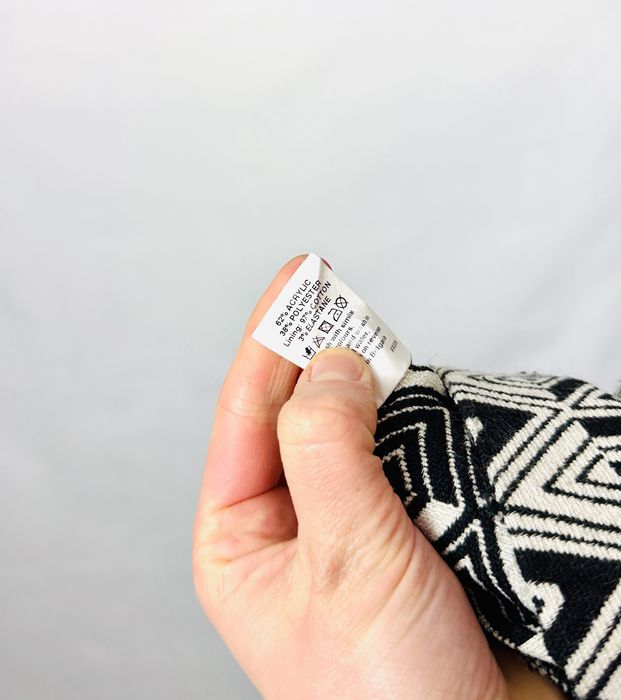 Czarno-biała sukienka w geometryczny wzór XL 42