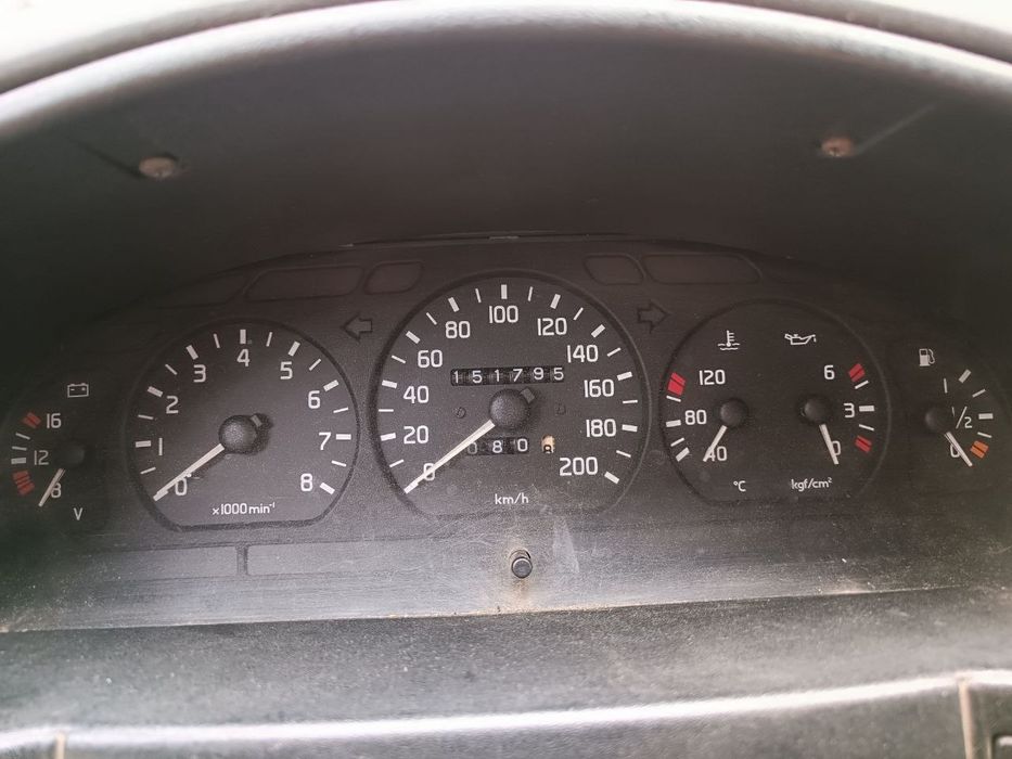 Продам  Газ 3302-415 (2006 год) Пробег 151795.Состояние как на фото.