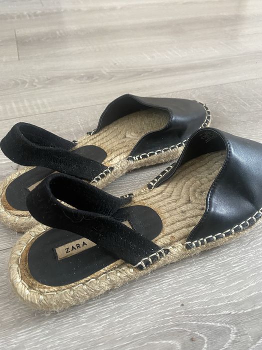 Босоніжки жіночі, еспадрільї Zara