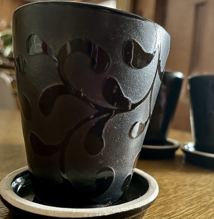 Zestaw czterech mini doniczek