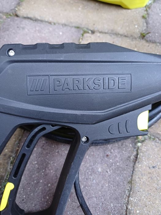 Мийка автомобільна PARKSIDE8, стан нової.