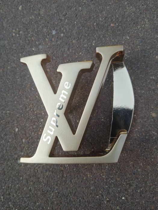 Пряжка Louise Vuitton