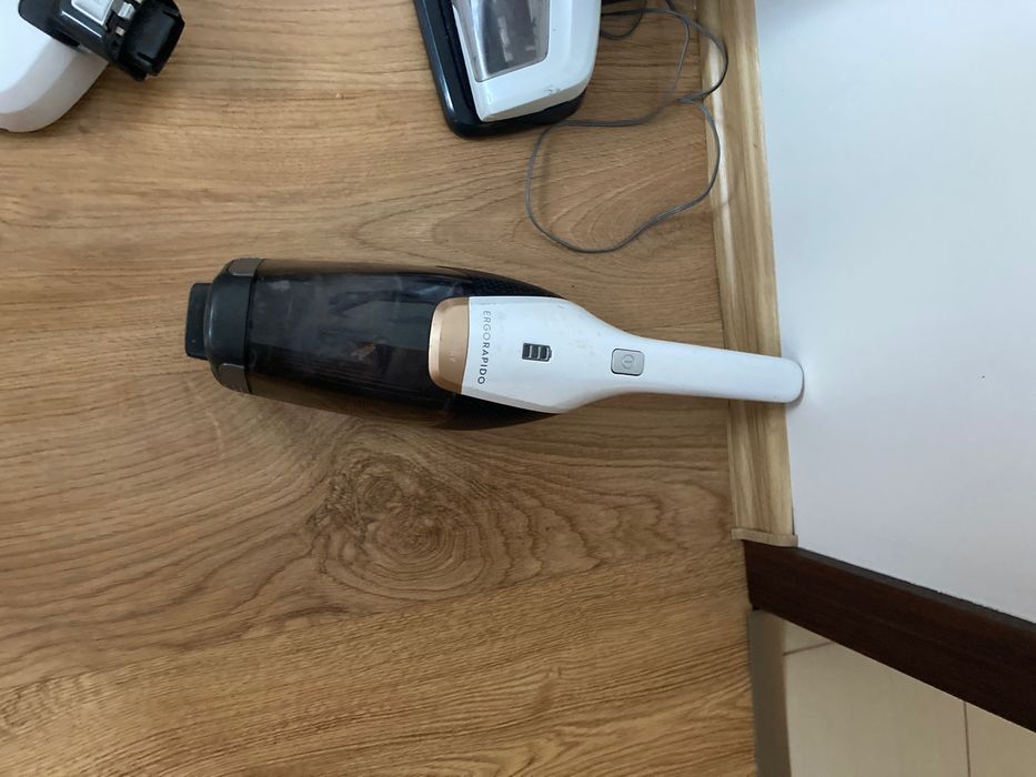 Odkurzacz bezprzewodowy  ELECTROLUX Ergorapido EER7ALLERGY UV