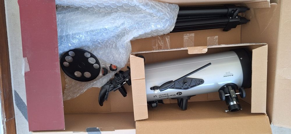 Telescópio novo na caixa Celestron startsense explorer LT 127mm