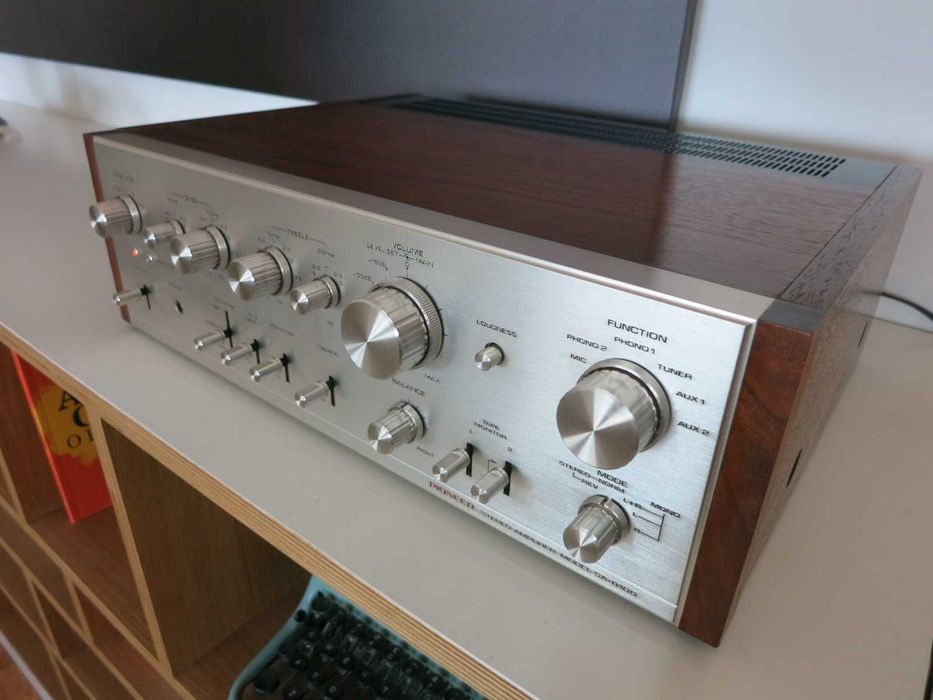 Amplificador Pioneer SA-8100