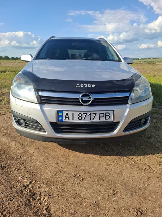 Opel Astra H універсал